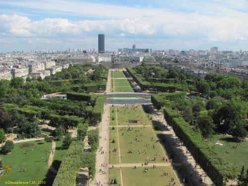 Париж. Вид с Эйфелевой башни