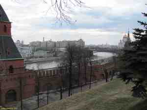 Вид на Кремлевскую набережную (Москва)