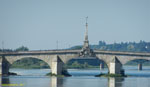 Блуа. Каменный мост через реку Луару (pont Jacques Gabriel)