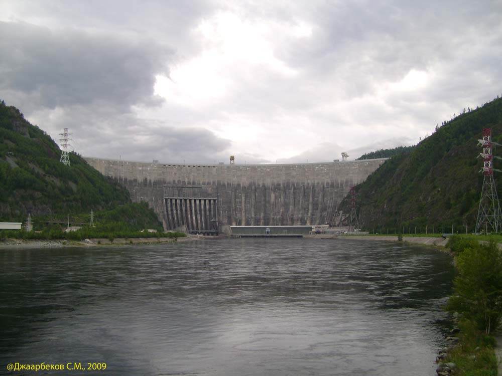 Саяны. Саяно-Шушенская ГЭС