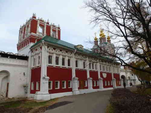 Лопухинские палаты (1687 - 1688) и Лопухинская башня