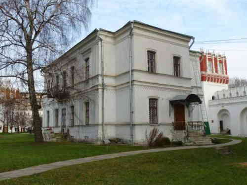 Новодевичий монастырь. Филатьевское училище