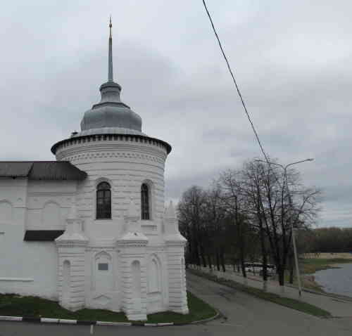 Богоявленская башня Спасо-Преображенского монастыря (Ярославль)