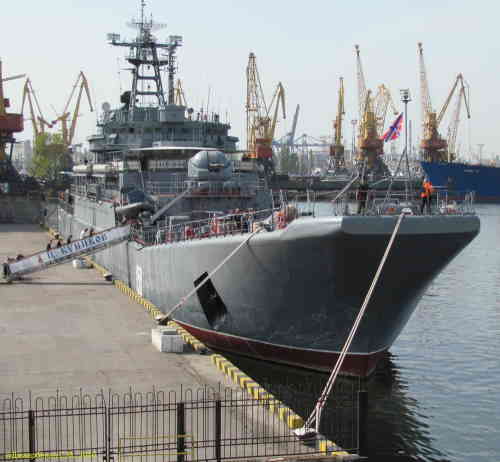 Большой десантный корабль черноморского флота Цезарь Куников
