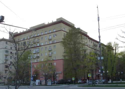Фрунзенская набережная дом 52 (Москва)