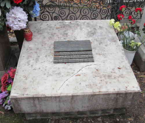 Могила Ольги Книппер-Чеховой. Новодевичье кладбище (Москва)