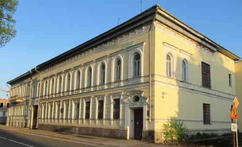 Здание Волжско-Камского банка. Волжская набережная (Рыбинск)
