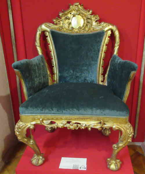 Кресло Екатерины II (Рыбинск)