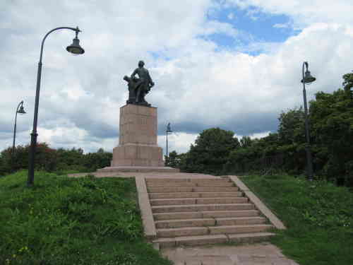 Памятник Петру I. Петровский парк (Выборг)